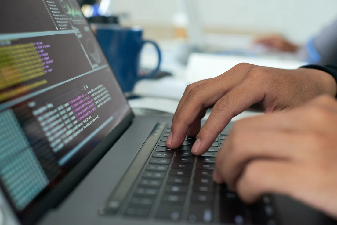 Jasa Pembuatan Software Custom untuk Perusahaan: Solusi Digital Sesuai Kebutuhan Bisnis